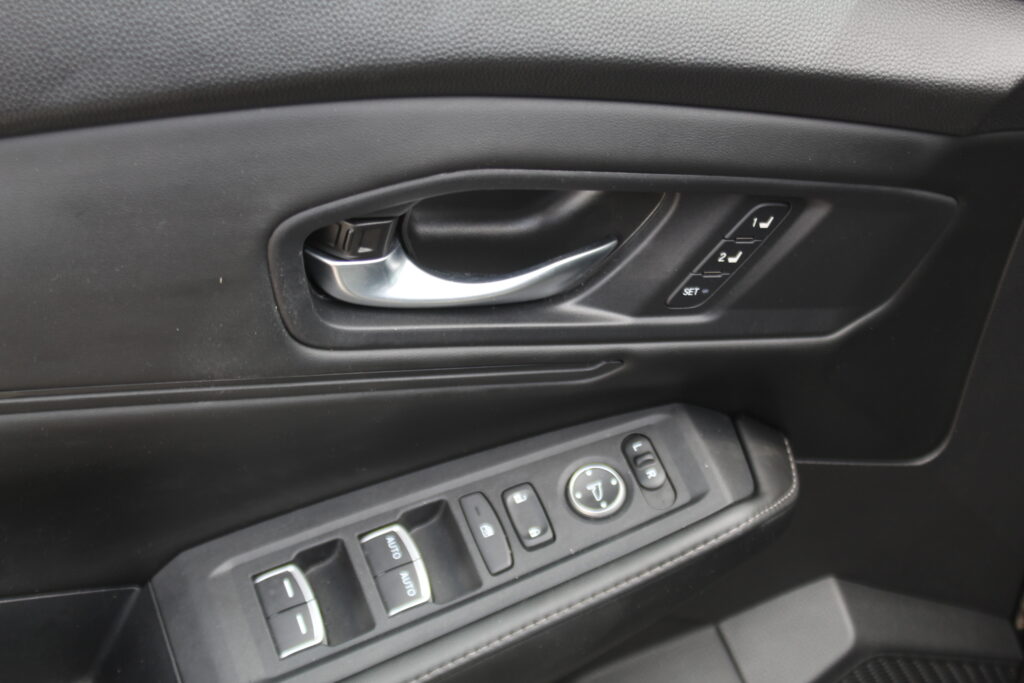 2024 Honda Accord Sport (Black)