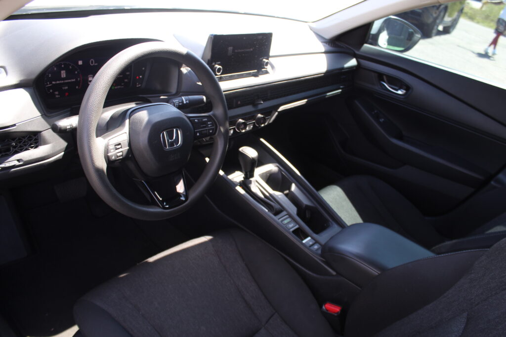 2023 Honda Accord (White)